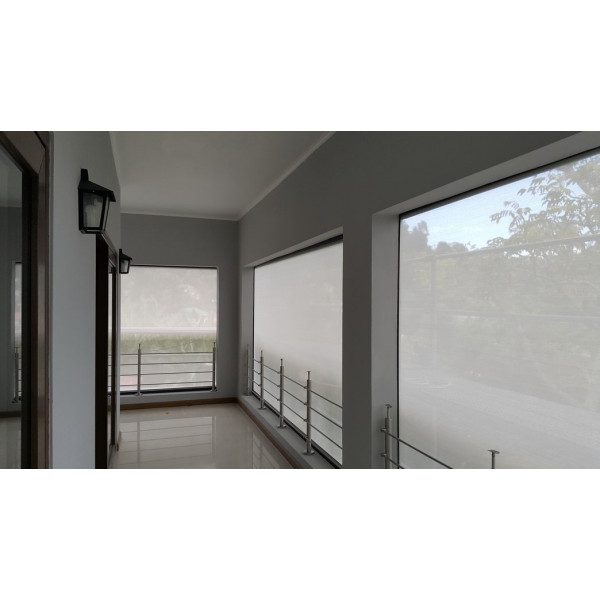 Screen. Roleta zewnętrzna w systemie zip - refleksola rozm. 180x240 cm