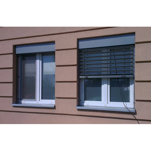 Żaluzja fasadowa Z90 z napędem elektrycznym Somfy z blendąaluminiową