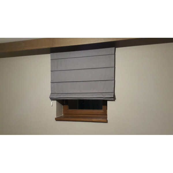 Roleta rzymska zaciemniająca w rozm. 120x160 cm do salonu