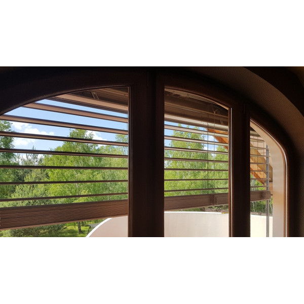 Żaluzja fasadowa Z90 z napędem elektrycznym Elero w kolorze "antracyt"