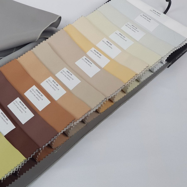 RF/LUX/150/FR Tkanina zaciemniająca gładka Blackout LUX z atestem