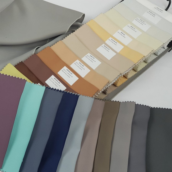 RF/LUX/150 Tkanina zaciemniająca gładka Blackout LUX