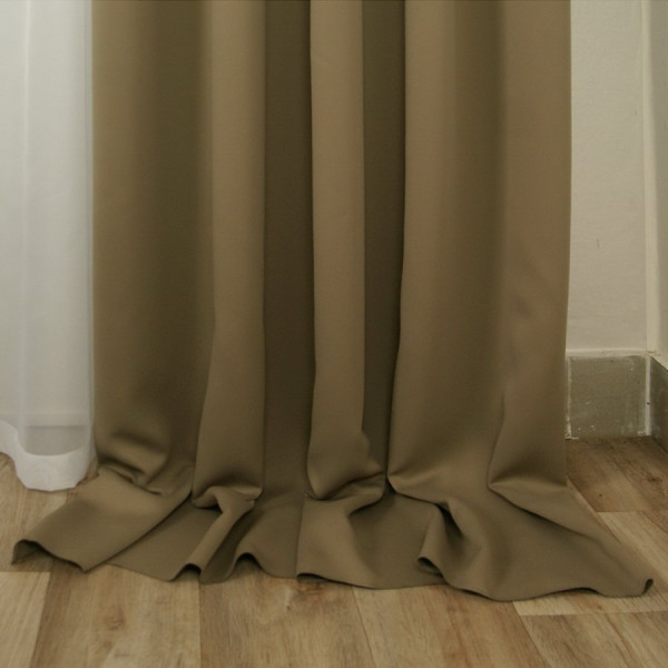 MAG 302 Zasłona Blackout gotowa w kolorze jasnoszarym rozm. 280x240 cm