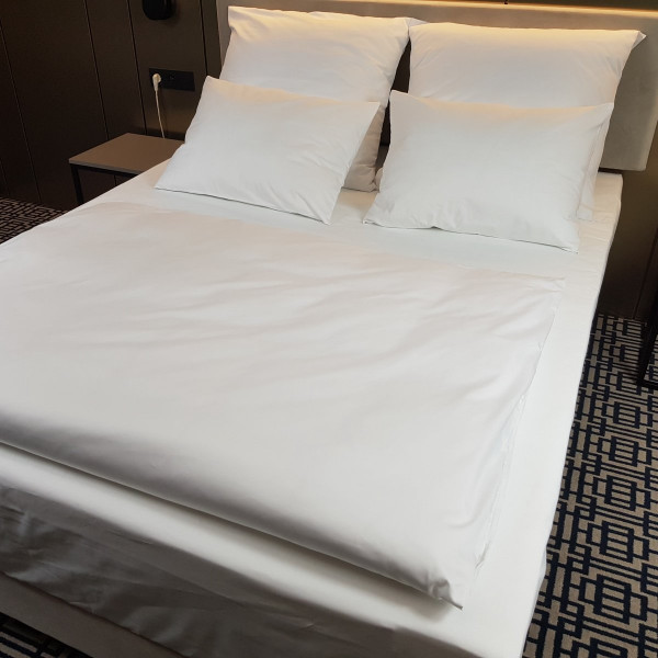 Zestaw poszew MUSSO splot satynowy w rozm. 160x200 cm za 10 szt.