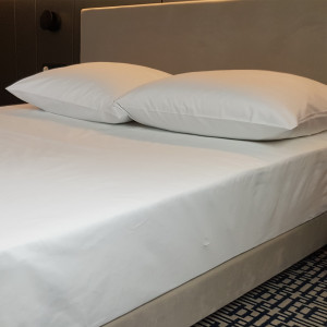 MUSSO Poszewka hotelowa gładka w rozm. 50x60 cm