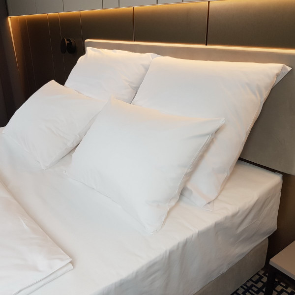 Zestaw poszewek hotelowych MUSSO w rozm. 50x60 cm za 10 szt.