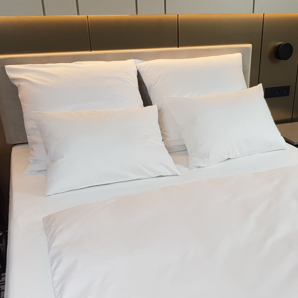 Zestaw poszewek hotelowych MUSSO w rozm. 40x40 cm za 10 szt.