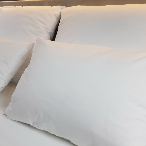 Zestaw poszewek hotelowych MUSSO w rozm. 70x80 cm za 10 szt.