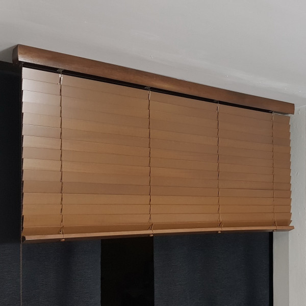 TM01 Żaluzja drewniana 50 mm w rozm. 170x160 cm z kolekcji "Classic"