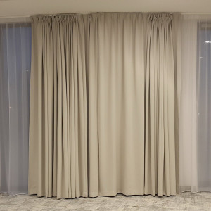 Zasłona do sali konferencyjnej MAG 342 w rozm. 280x300 cm 2