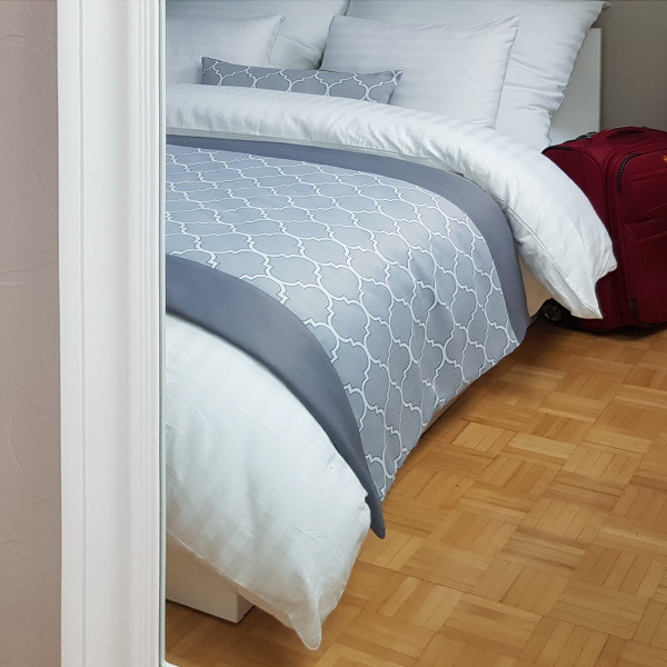 Narzuta na łóżko do sypialni PAS 319 w rozm. 100 x 240 cm