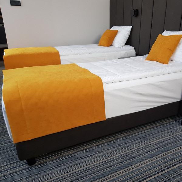 Narzutka szal na łóżko PAS 316 w rozm. 65x170 cm za 30 szt.