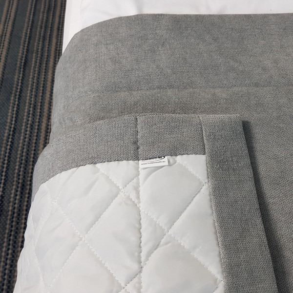 Szal hotelowy na łóżko PAS 328 w rozm. 70x140 cm