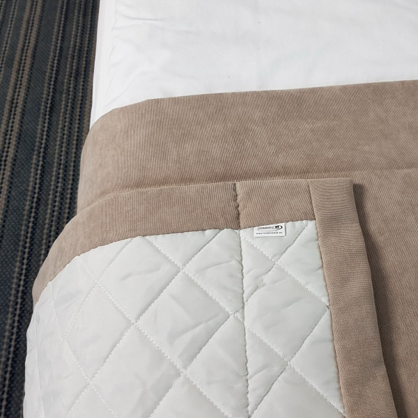 Szal na łóżko narzuta PAS 331 w rozm. 65x170 cm za 30 szt.