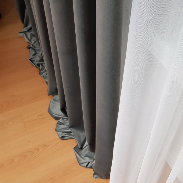 Zasłony welurowe szare szer. 140x270 cm MAG 328