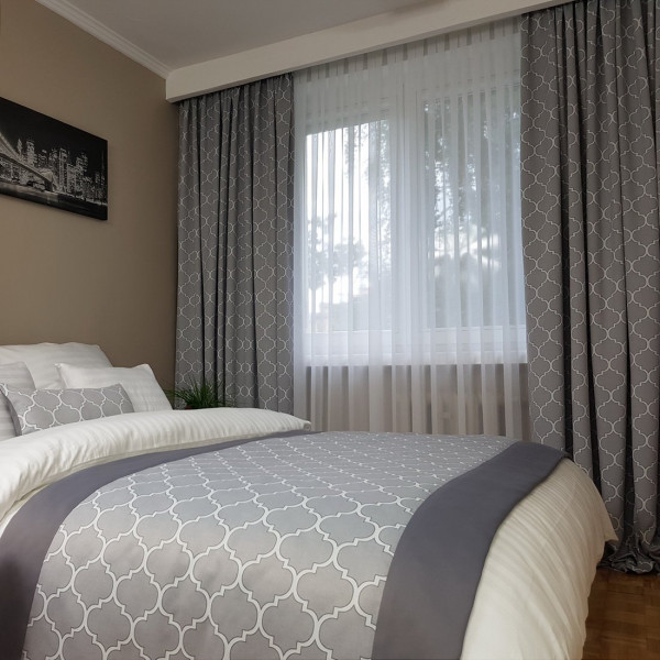 1. SkyRoom32. Pokój wzorcowy w hotelu SKY001