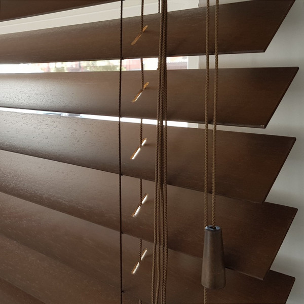 Żaluzja wewnętrzna drewniana 70 mm w rozm. 90x260 cm