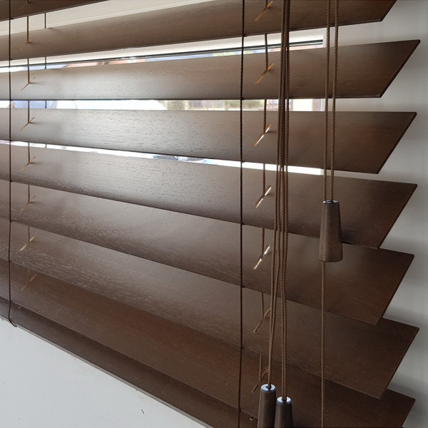 Żaluzja drewniana do kuchni 70 mm w rozm. 170x70 cm