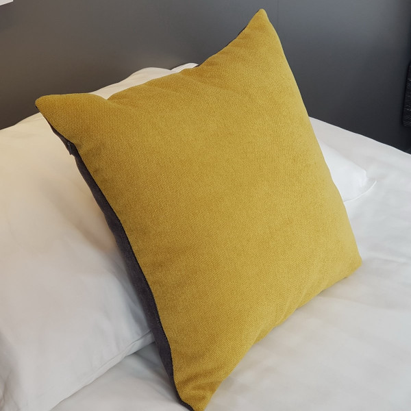 Poszewka ozdobna na poduszkę rozm. 40x40 cm za 10 szt. POS 311