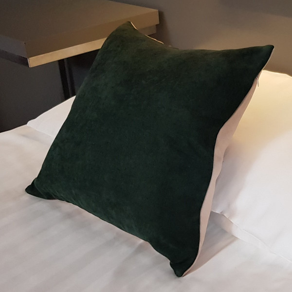 Poszewka ozdobna na poduszkę rozm. 40x40 cm za 30 szt. POS 311