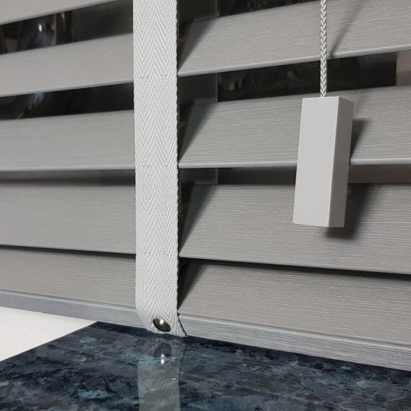 Żaluzje drewniane 50 mm szare rozm. 80x130 cm Natural