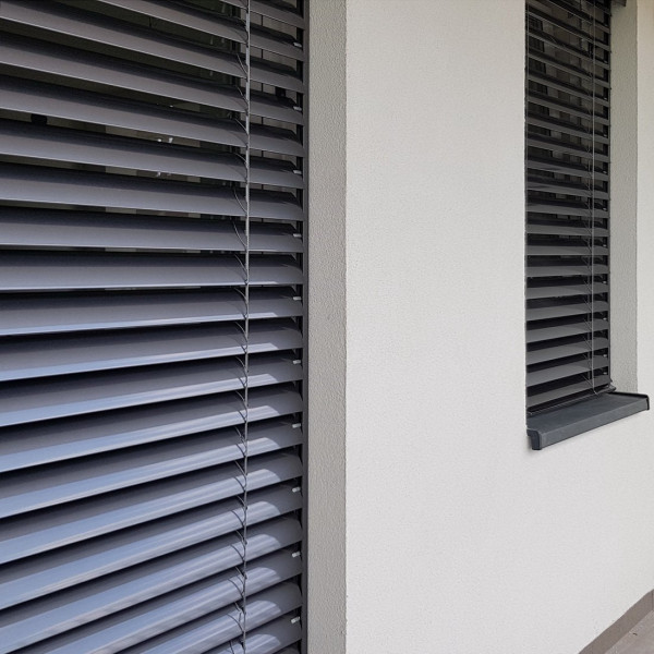 Żaluzja fasadowa zewnętrzna C80 szer. 80x160 cm