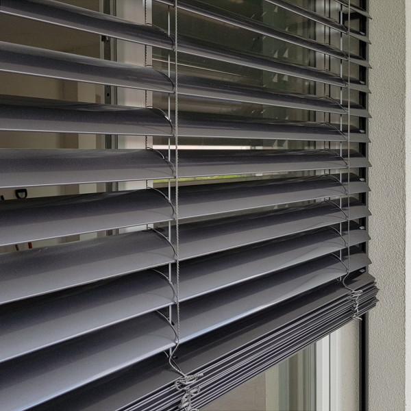 Żaluzja fasadowa zewnętrzna C80 szer. 80x160 cm