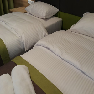 POSZWA HOTELOWA w PASY 140X200 2