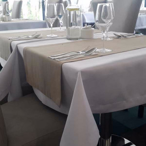 Obrusy restauracyjne